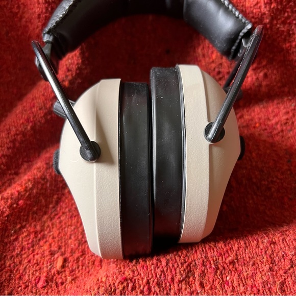 Filson X Pro Ears Gold II 26 Hearing Protection | Made in USA - Picture 9 of 10